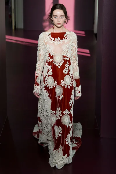 Look 40